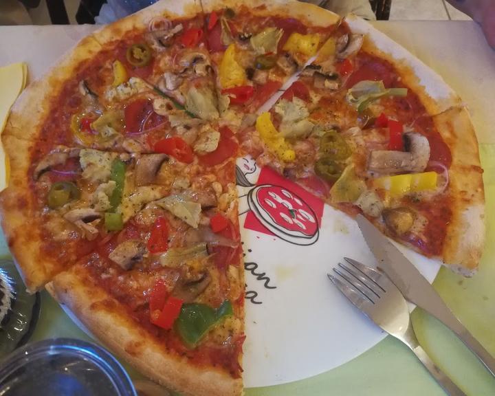 Holzofen-Pizzeria Formidable